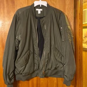 Olive green H&M bomber jacket Size:12
